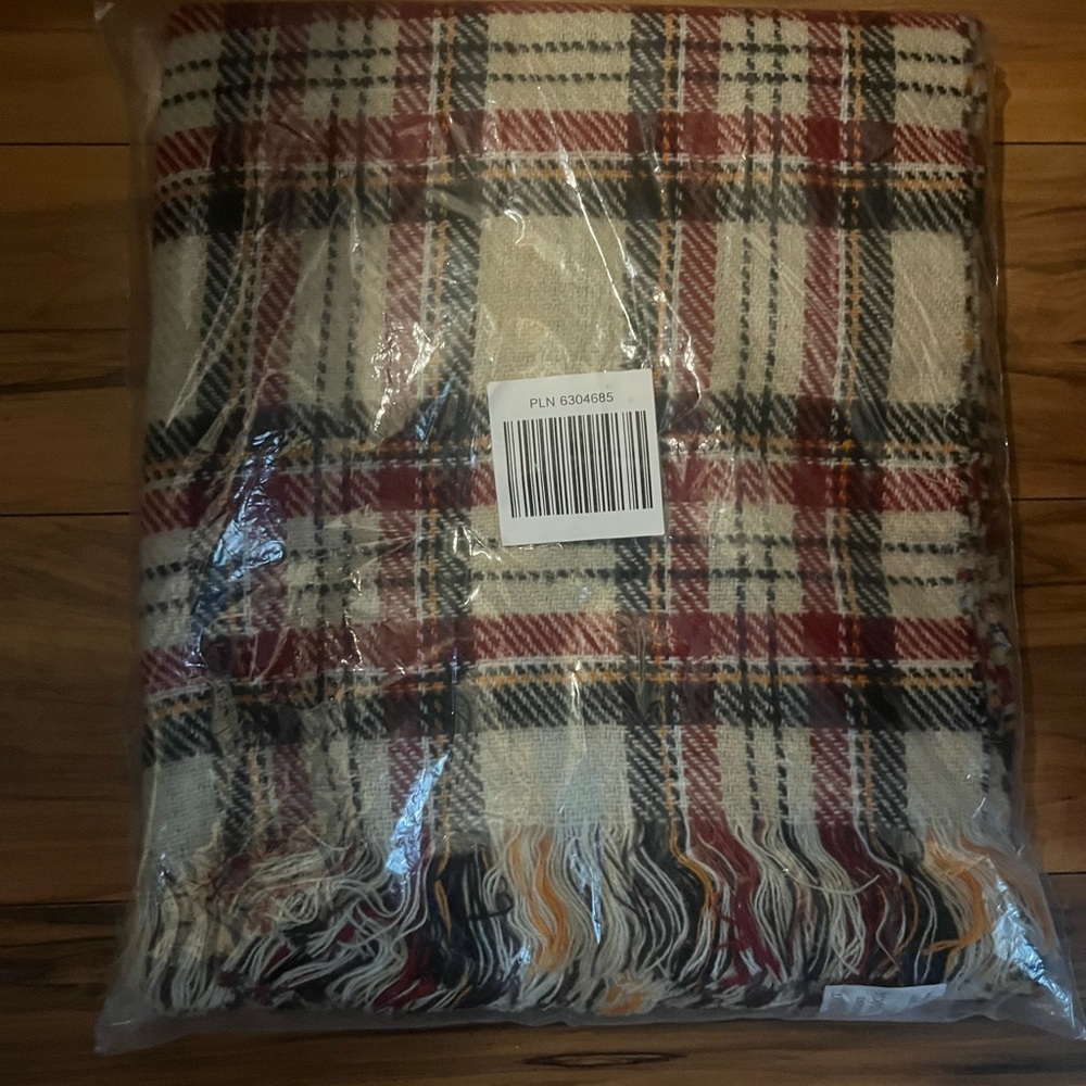 Plaid Fringe Blanket Scarf